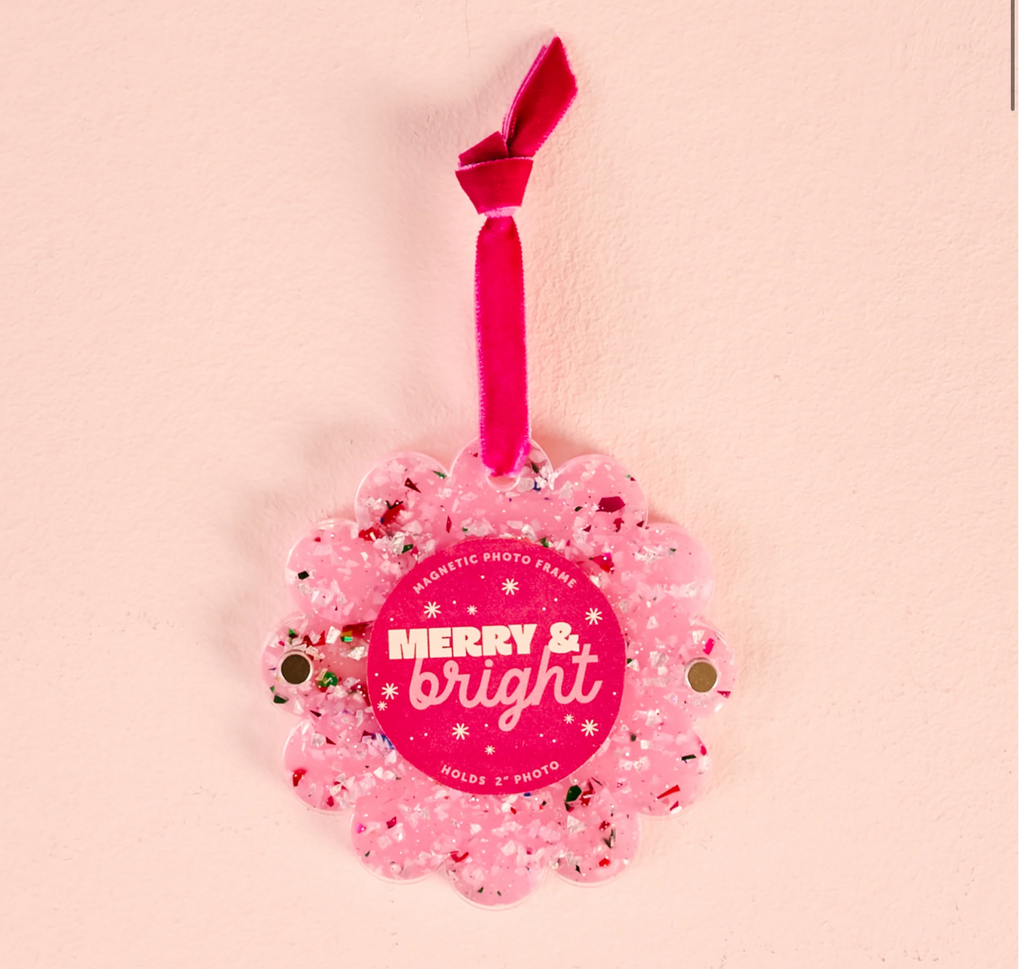 The Darling Effect - Scalloped Round Picture Frame Ornament - CONFETTI PINK