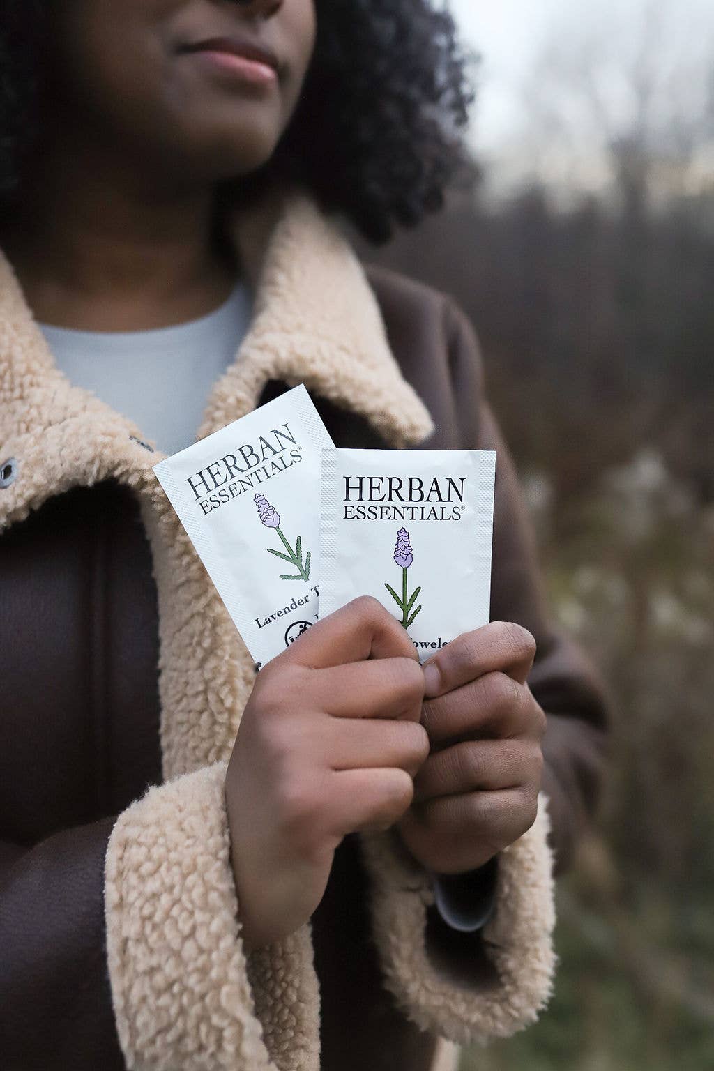 Herban Essentials - Lavender Towelettes - 7 Individual Essential Oil Wipes