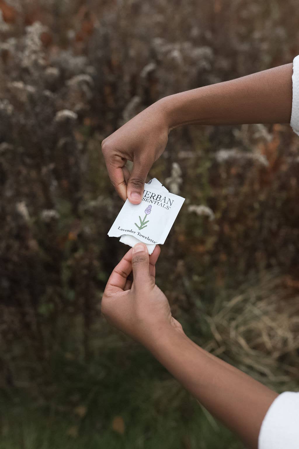 Herban Essentials - Lavender Towelettes - 7 Individual Essential Oil Wipes