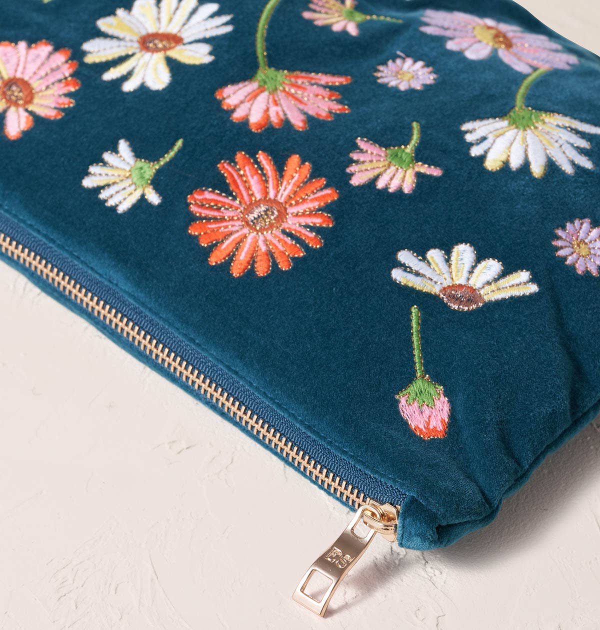 Elizabeth Scarlett- Wildflower Everyday Pouch
