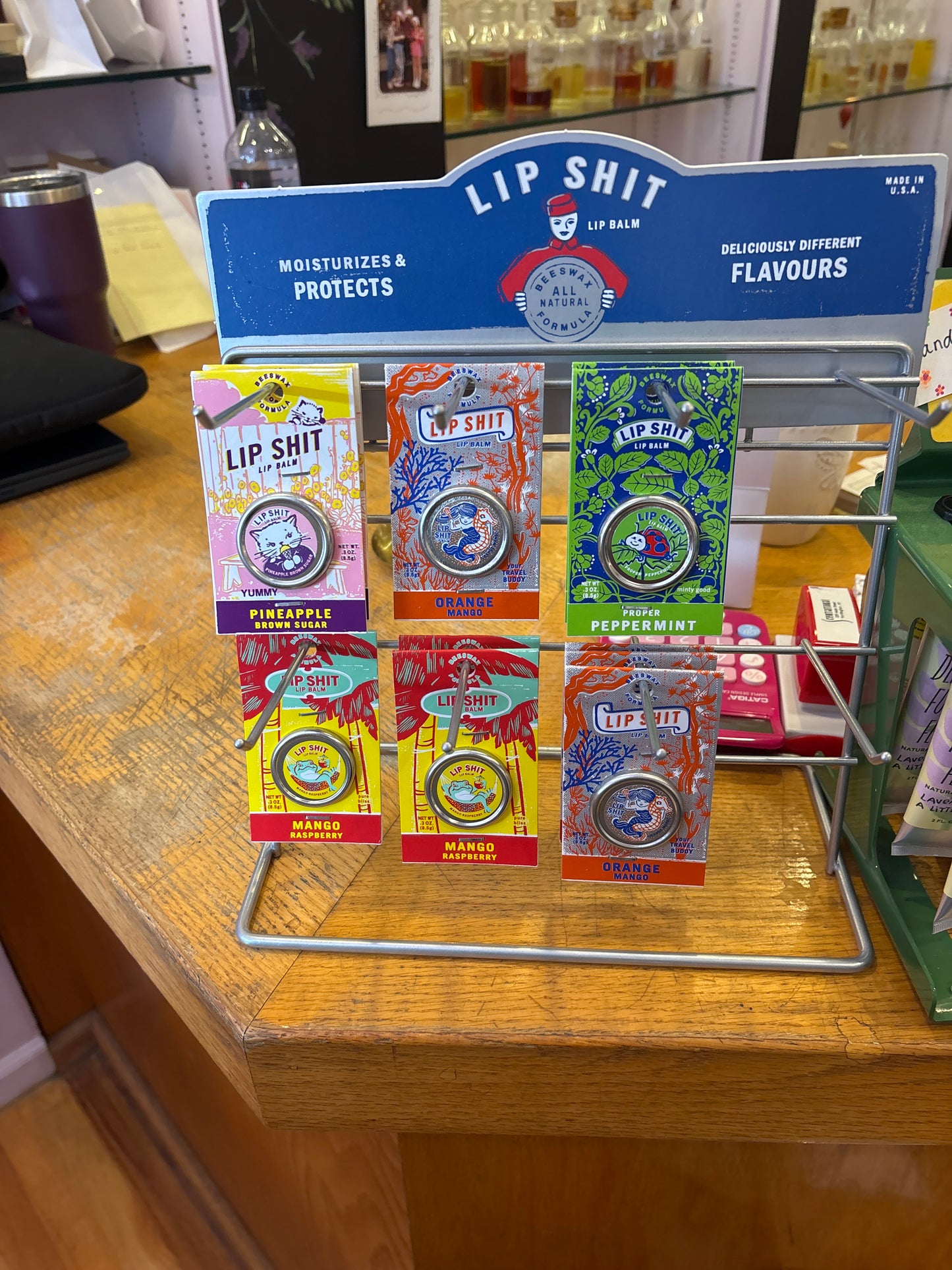 Blue Q-Beeswax formula lip shit, peppermint