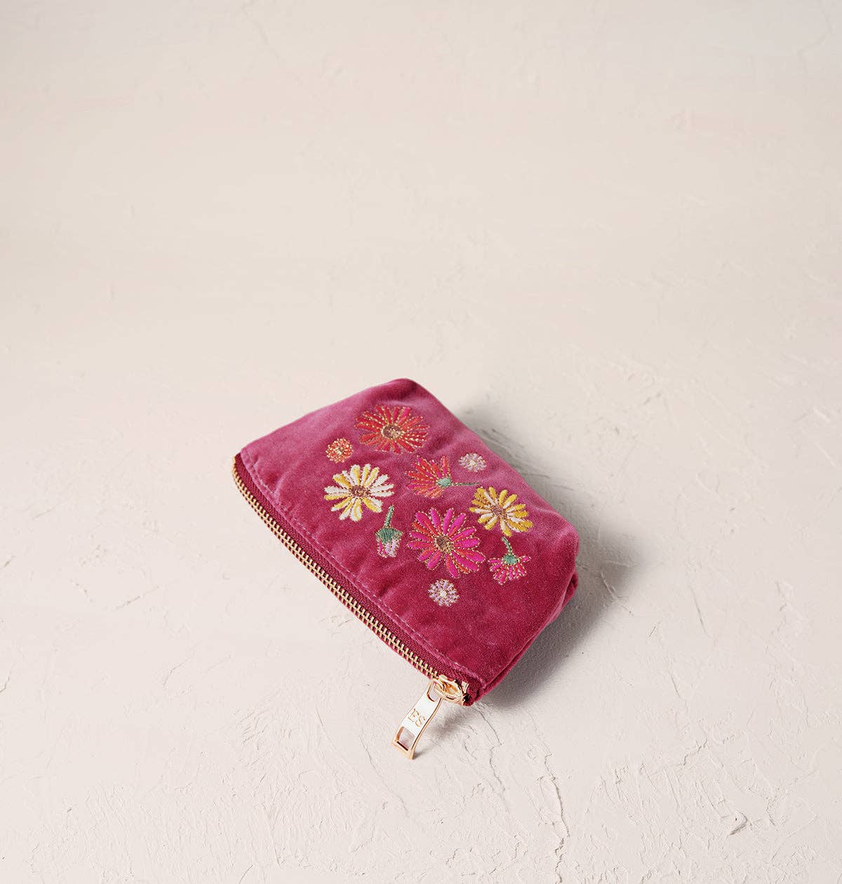 Elizabeth Scarlett- Wildflower Dry Rose Coin Purse