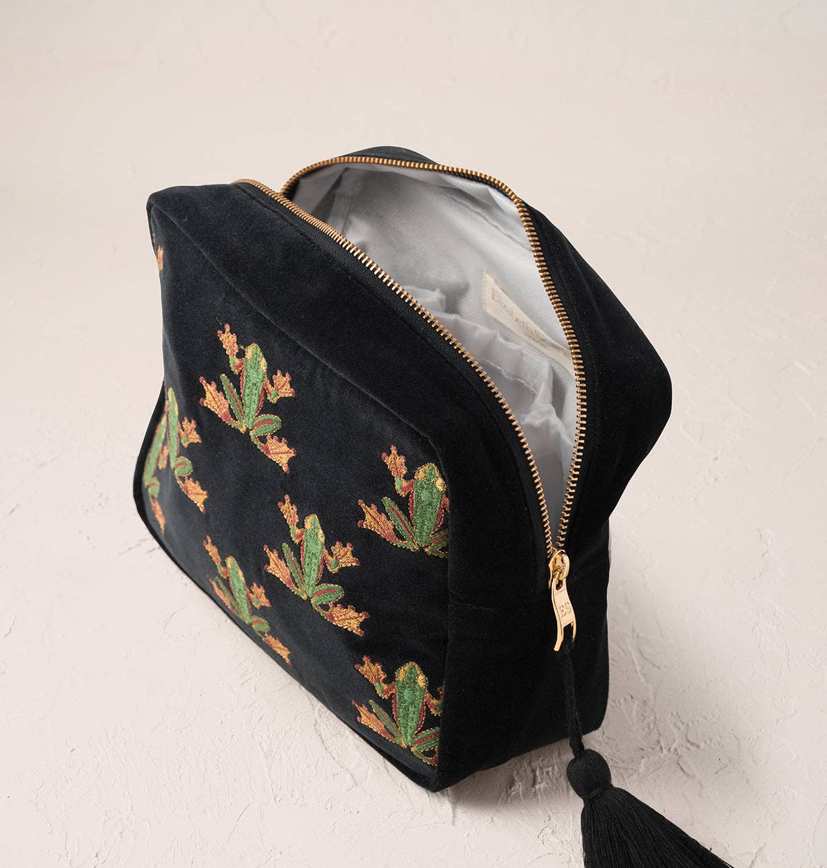 Elizabeth Scarlett- Tree Frogs Wash Bag