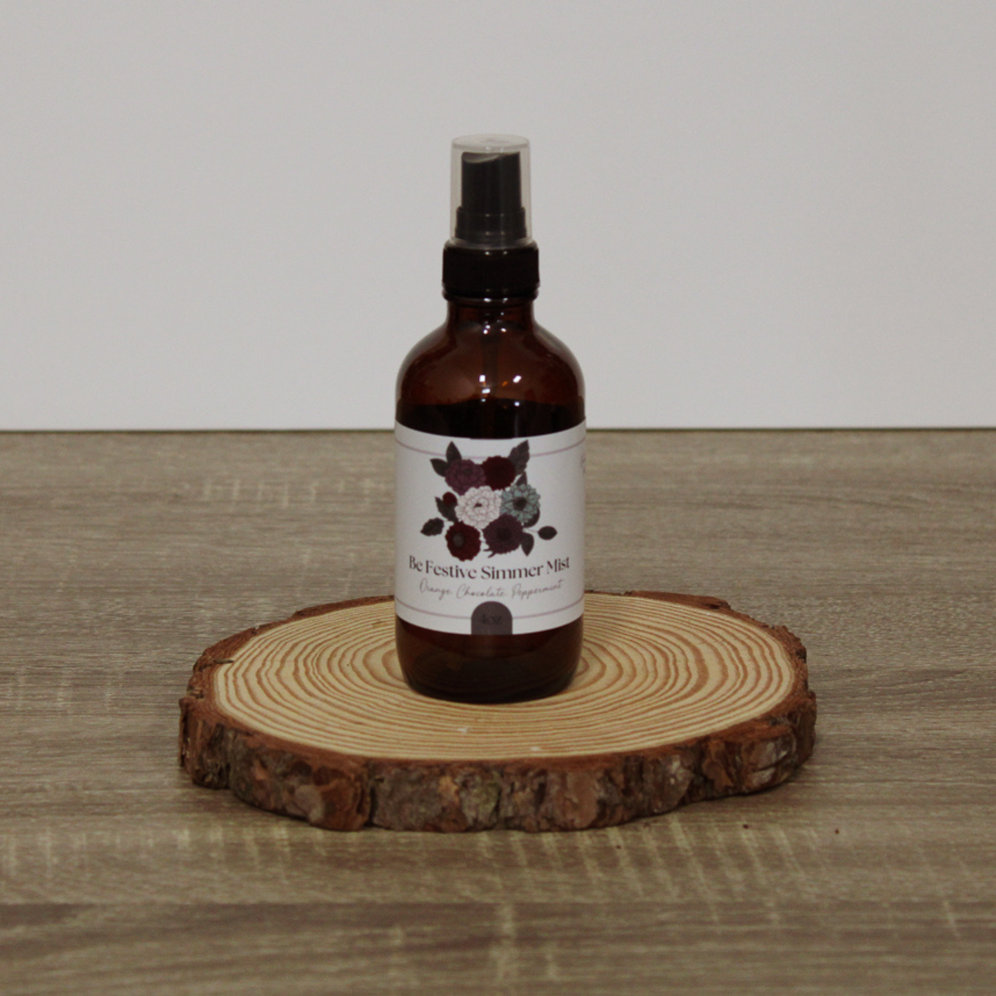 Simmer and Co Natural Aroma - Be Festive Simmer Mist, Natural Peppermint Cocoa Room + Linen Spray