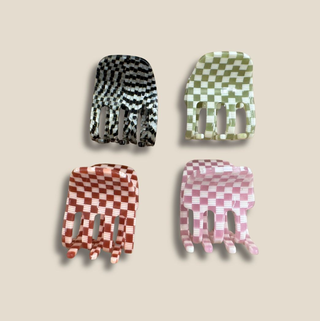 Ellipsis Goods - Lilac Checker Mini Claw