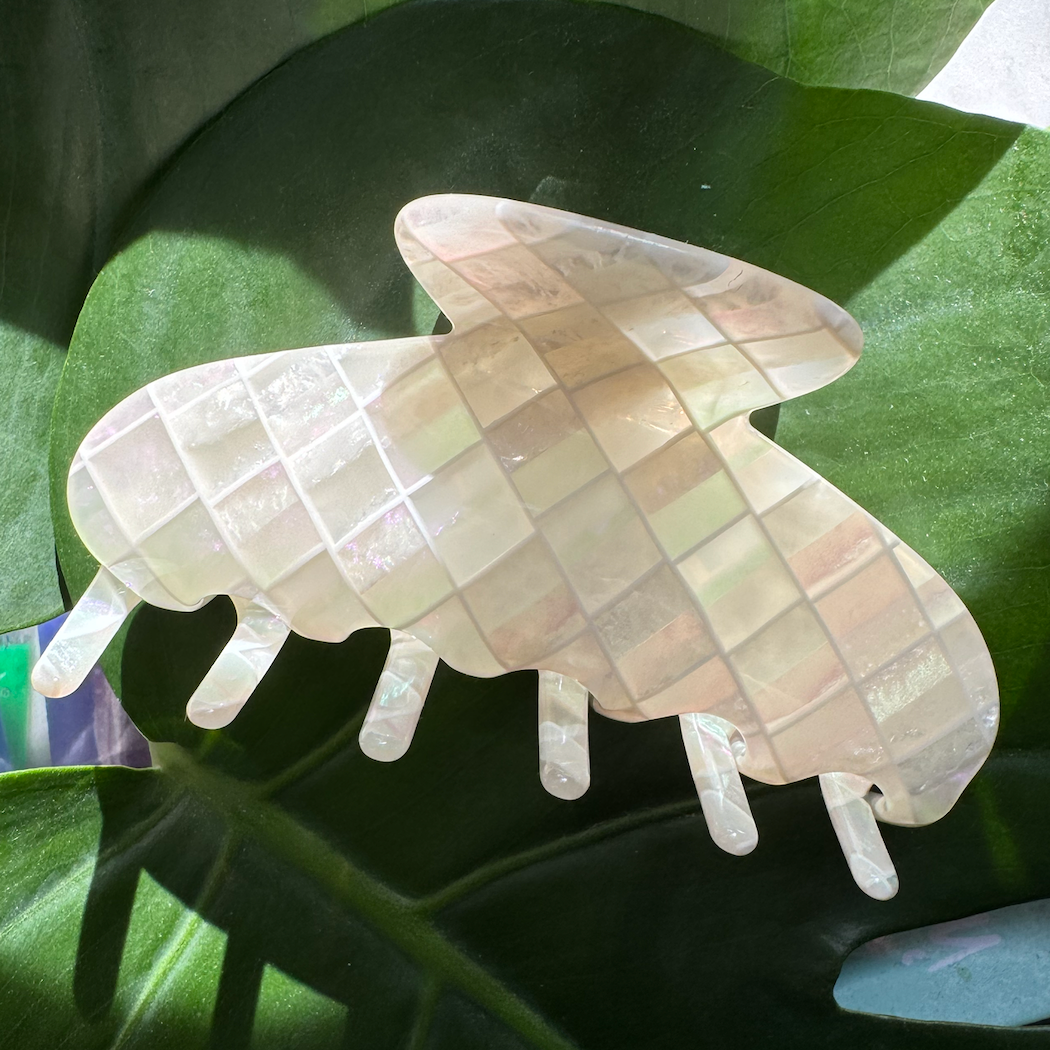 Ellipsis Goods - White Tile Everyday Claw