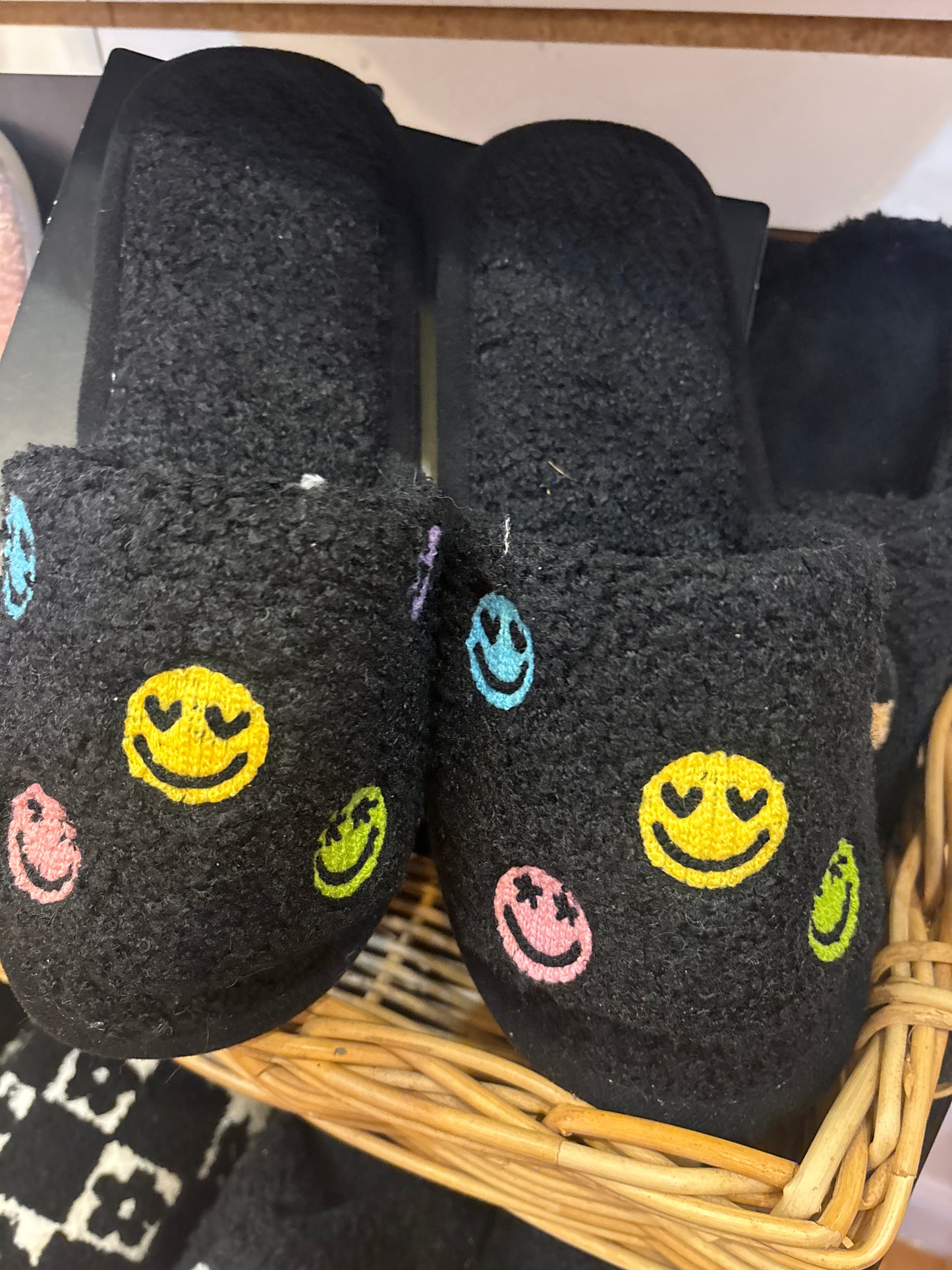 Smiley face lady slippers