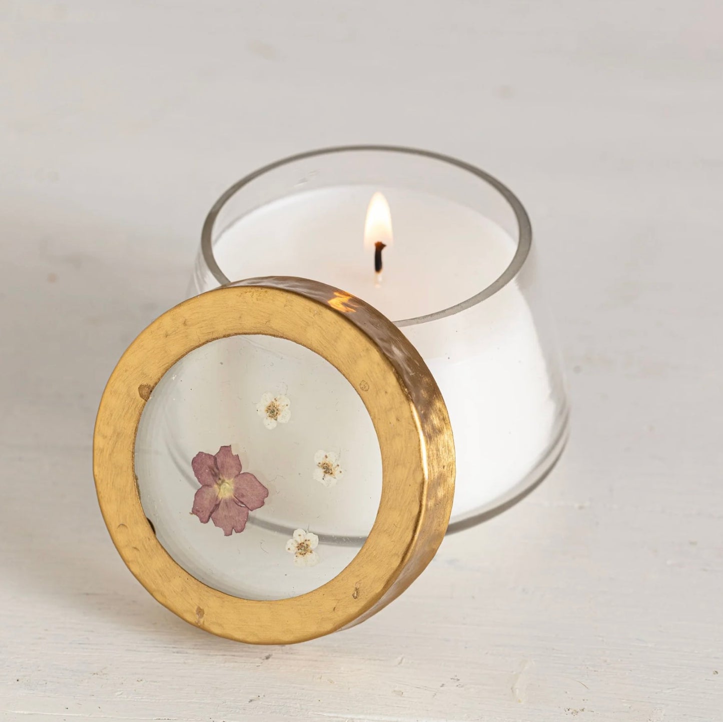 Rosy Rings- Winterberry Frost Floral Candle