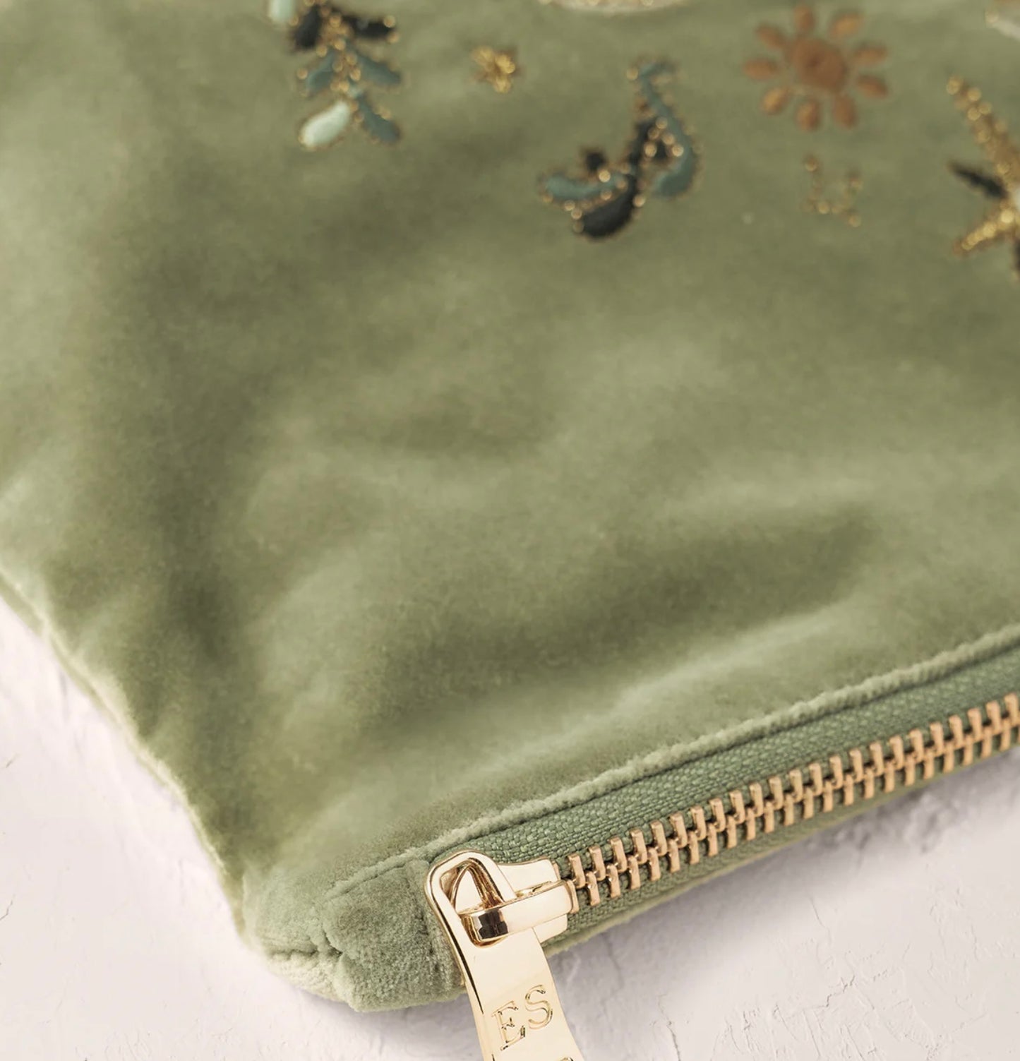 Elizabeth Scarlett- Mystical Horse Everyday Pouch