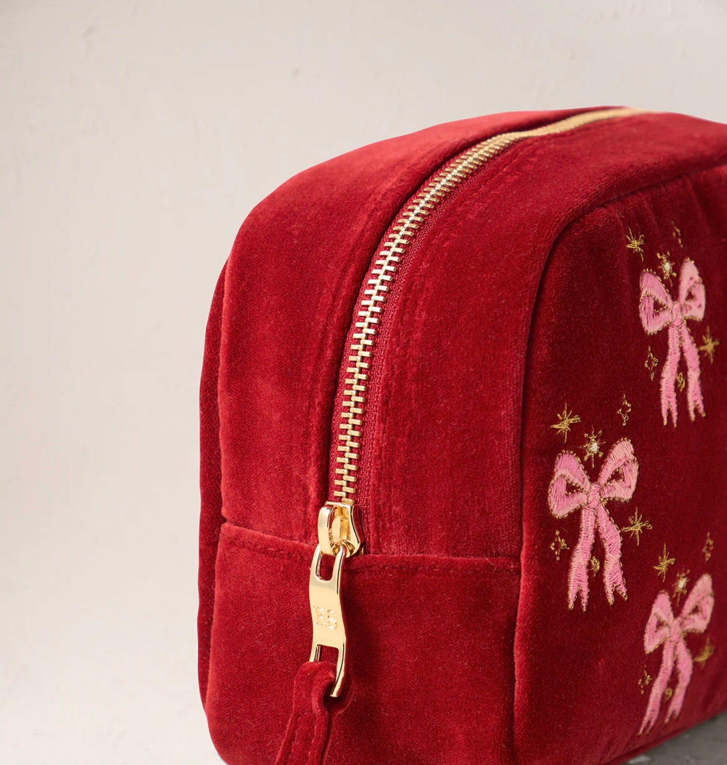 Elizabeth Scarlett- Dazzling Bows Makeup Bag