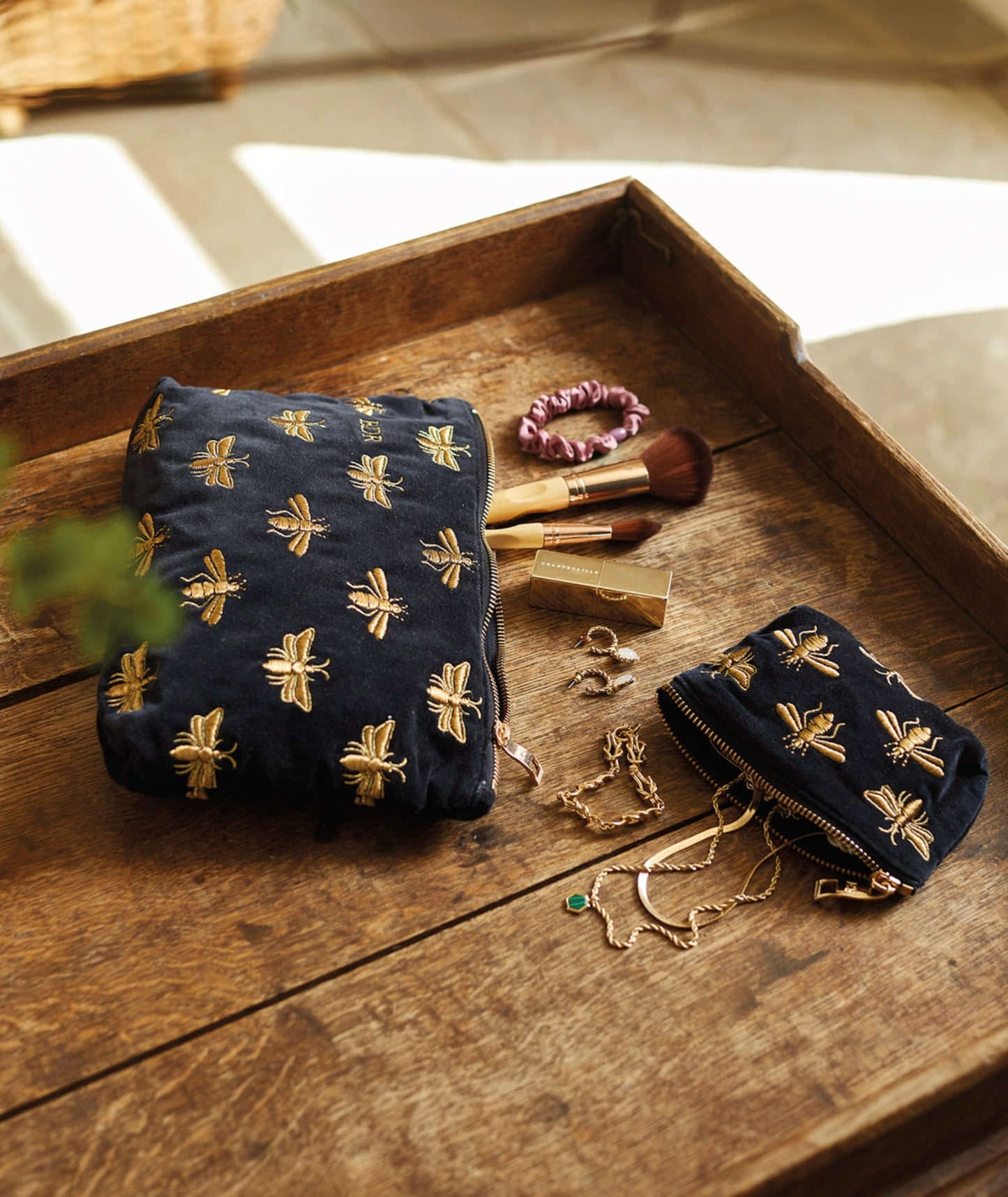 Elizabeth Scarlett- Honey Bee Rich Blue Coin Purse