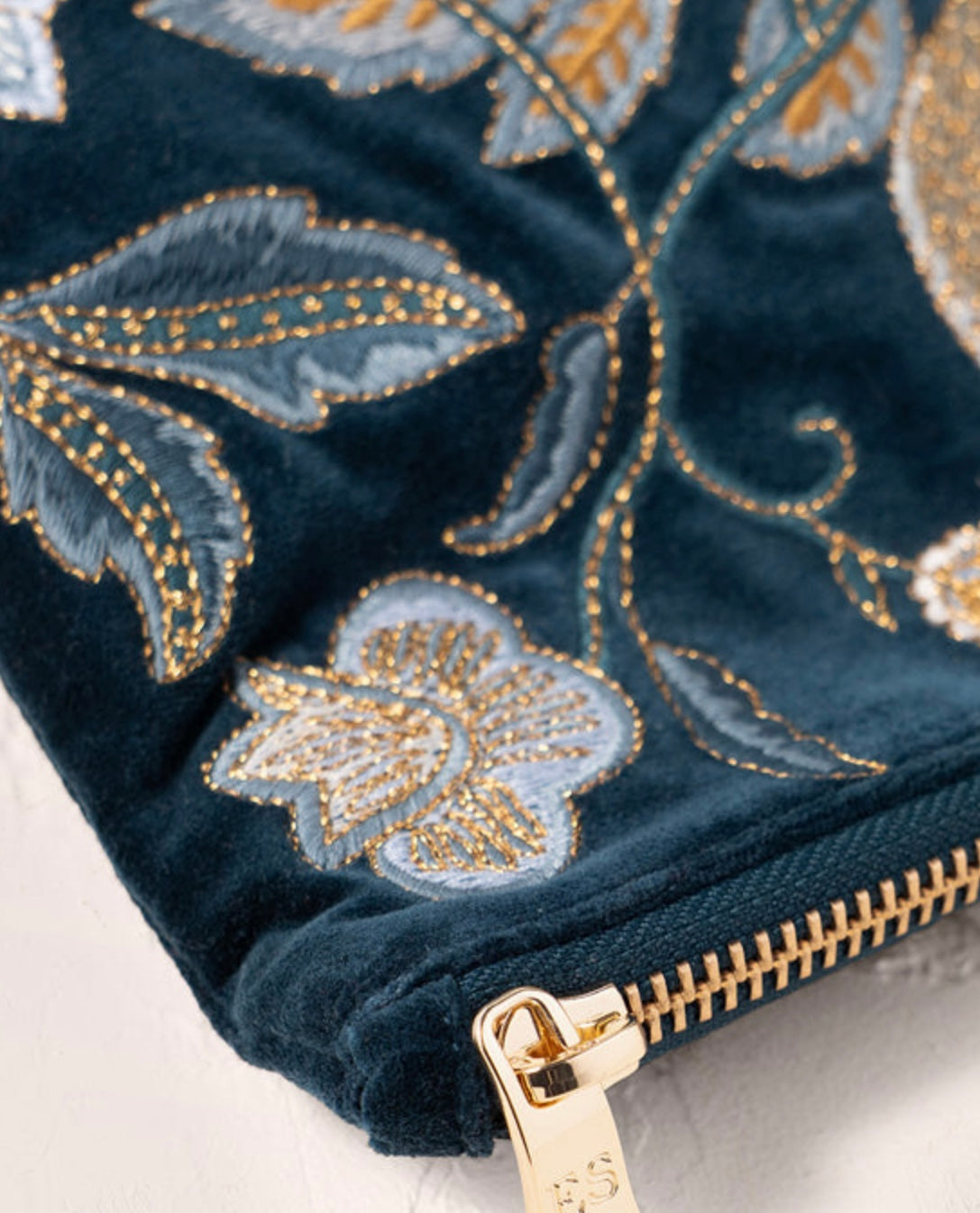 Elizabeth Scarlett- Botanical Birds Everyday Pouch