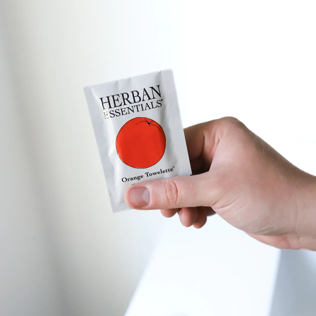 Herban Essentials - Orange Towelettes - 20 Individual Essential Oil Wipes