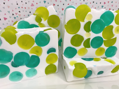 The Little Bubble - Winter Berries Handmade Soap Bar ✨NEW✨ Fall/Winter