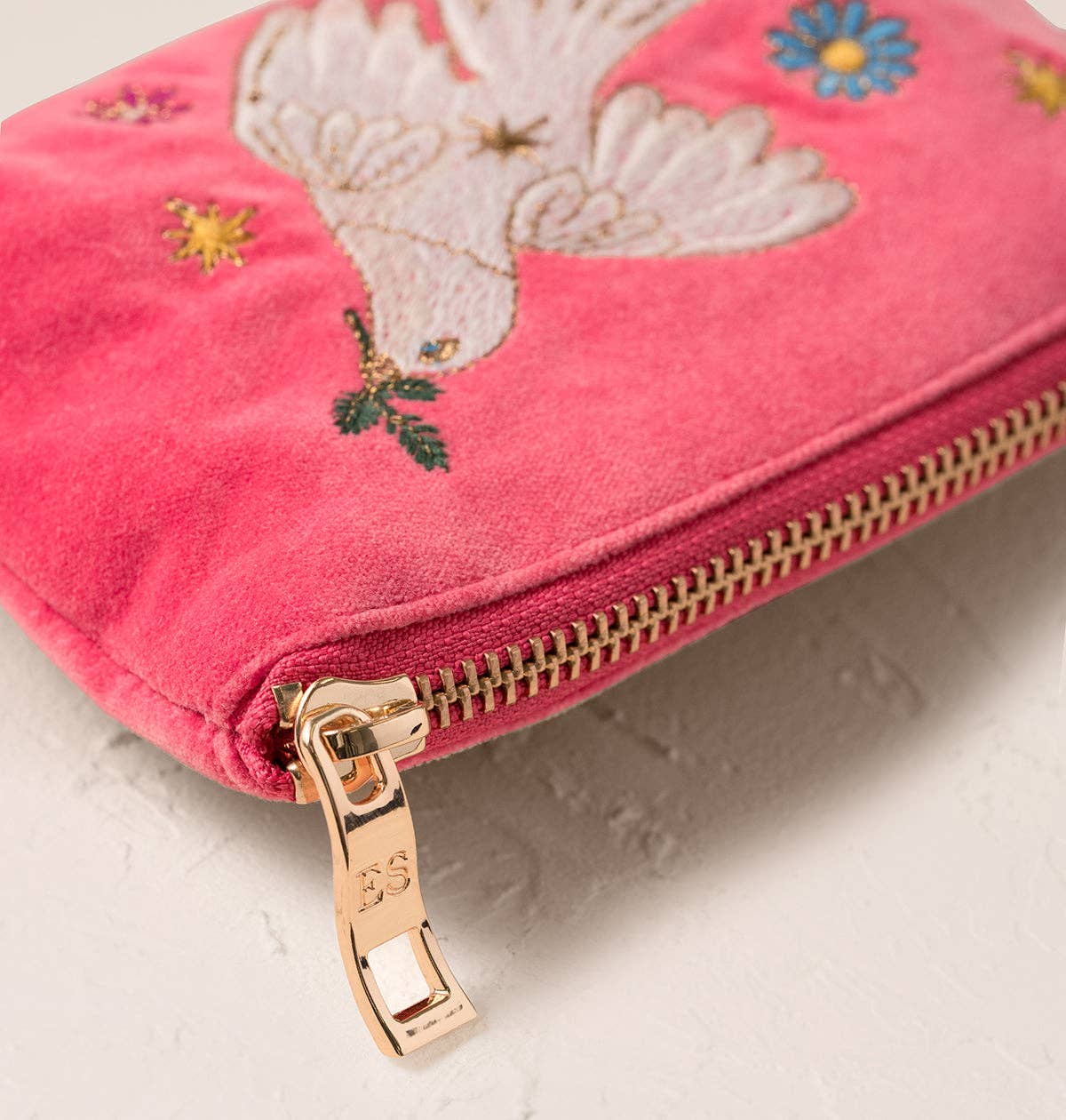 Elizabeth Scarlett- Doves of Peace Coin Purse